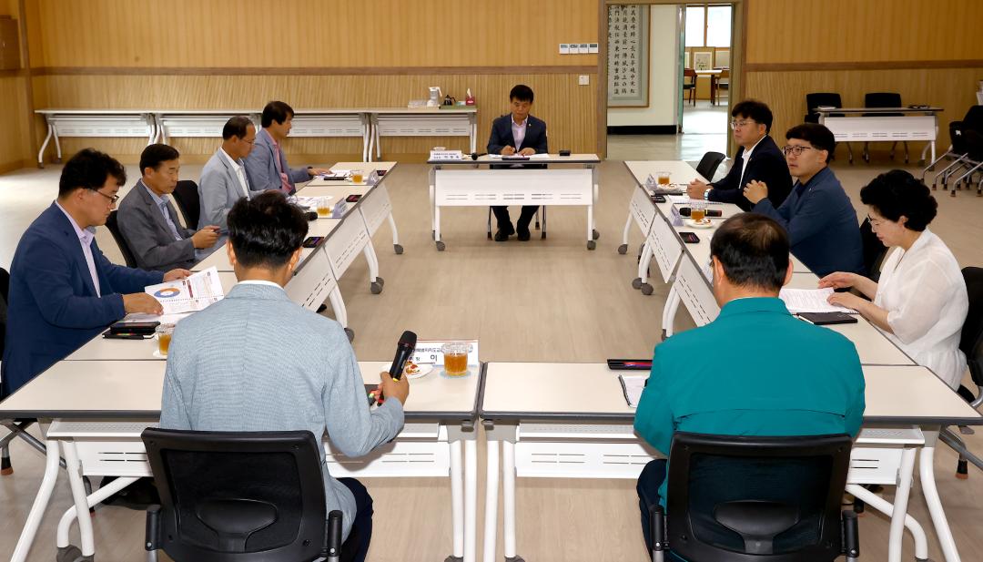 '강원특별자치도의회 교육위원회 의정연찬회' 게시글의 사진(7) '2025-07-18 강원특별자치도의회 교육위원회 의정연찬회 (7).jpg'
