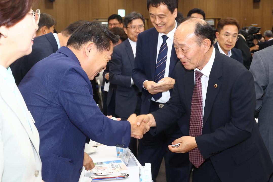 '대한민국시도의회의장협의회 2026년 제6차 임시회' 게시글의 사진(19) '2026-09-29 대한민국시도의회의장협의회 2026년 제6차 임시회 (18).jpg'