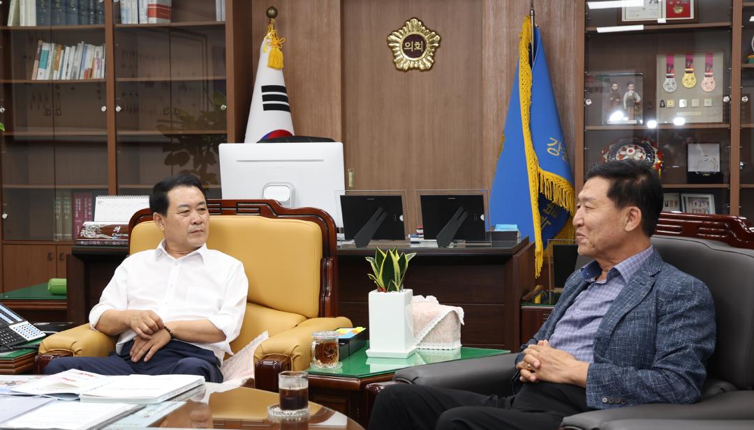 '백두대간보존회 강원특별자치도의회 방문' 게시글의 사진(3) '2024-07-25 백두대간보존회 면담 (3).jpg'