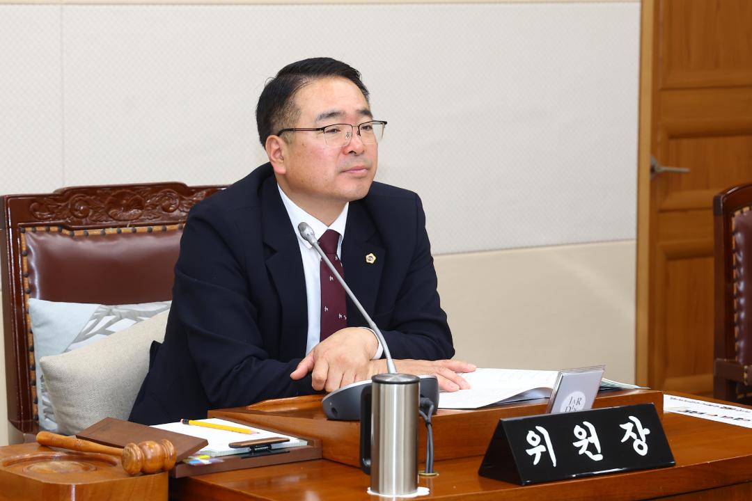 '제343회 제1차 농림수산위원회' 게시글의 사진(10) '2026-02-04 제343회 제1차 농림수산위원회 (10).jpg'