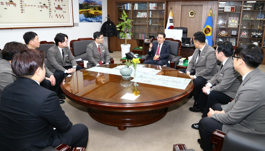 '강원특별자치도의회방문(강원특별자치도 JC회장단)' 게시글의 사진(8) '2025-03-06 강원특별자치도의회방문(강원특별자치도 JC회장단) (8).jpg'