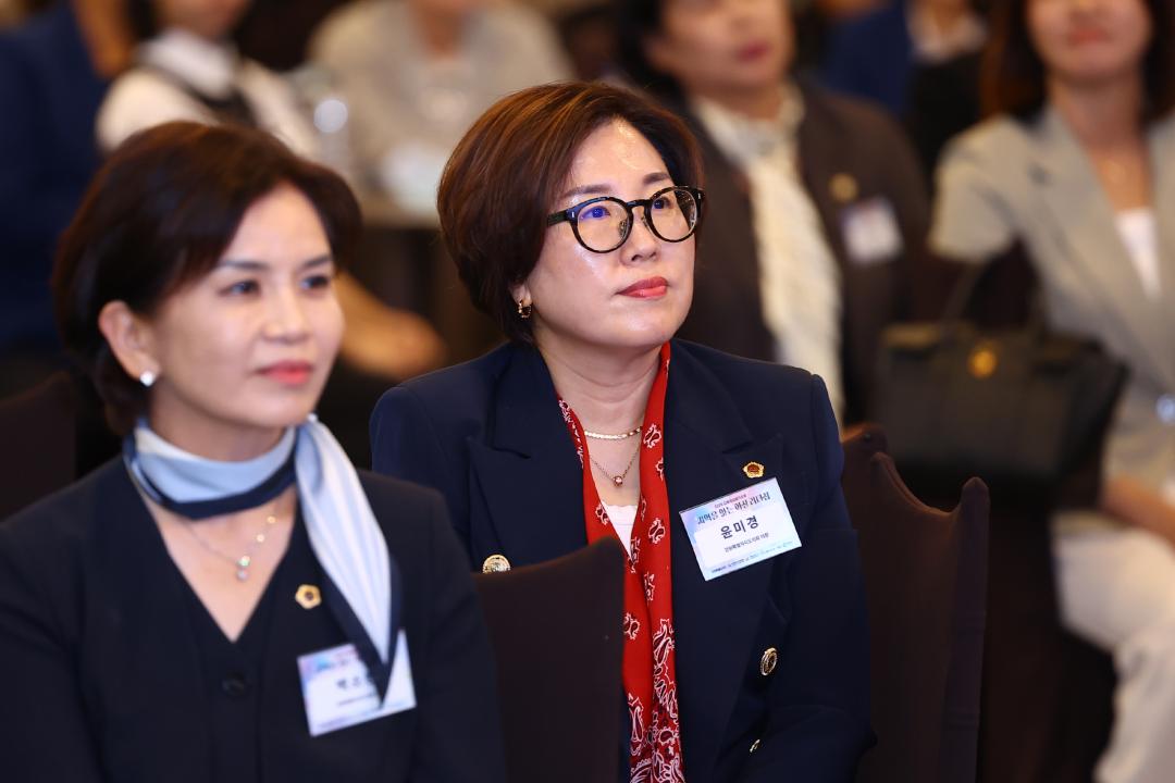 '2026 강원여성발전포럼' 게시글의 사진(15) '2026-09-28 2026 강원여성발전포럼 (14).jpg'