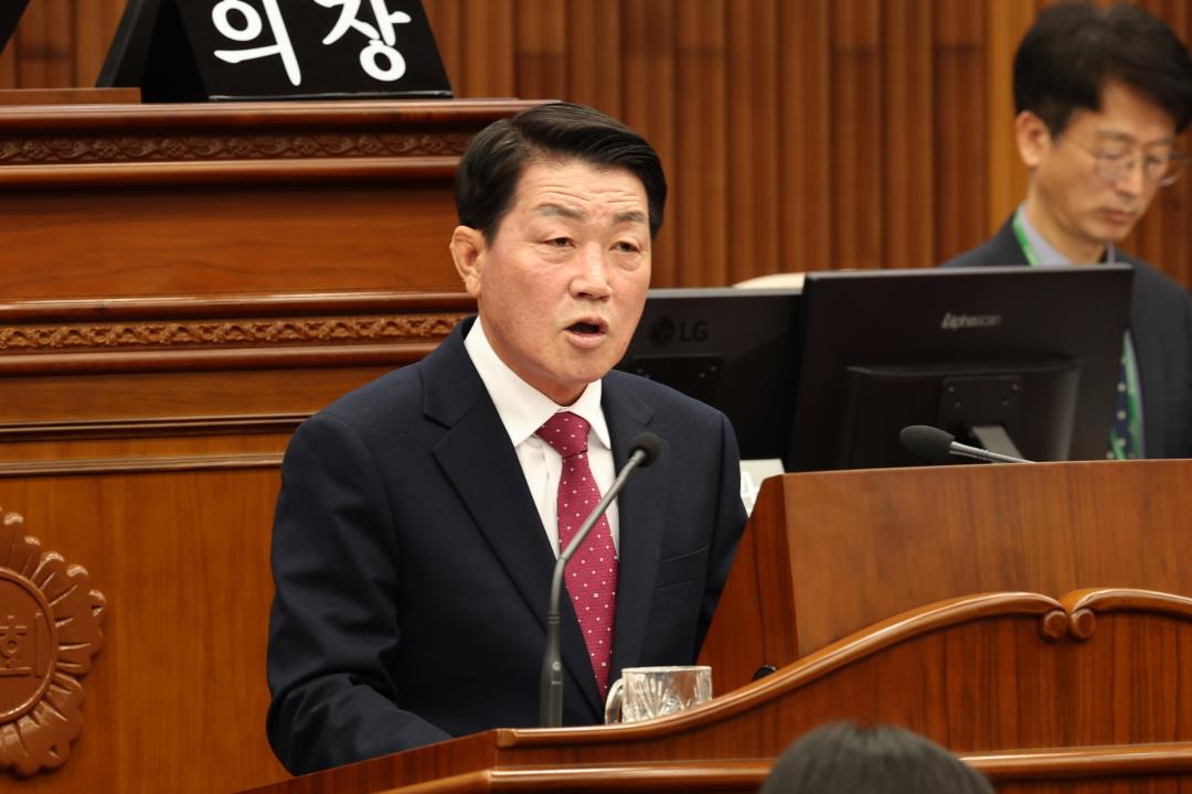 '제335회 제5차 본회의' 게시글의 사진(78) '2025-03-14 제335회 제5차 본회의 (78) 5분자유발언 김용복의원.jpg'