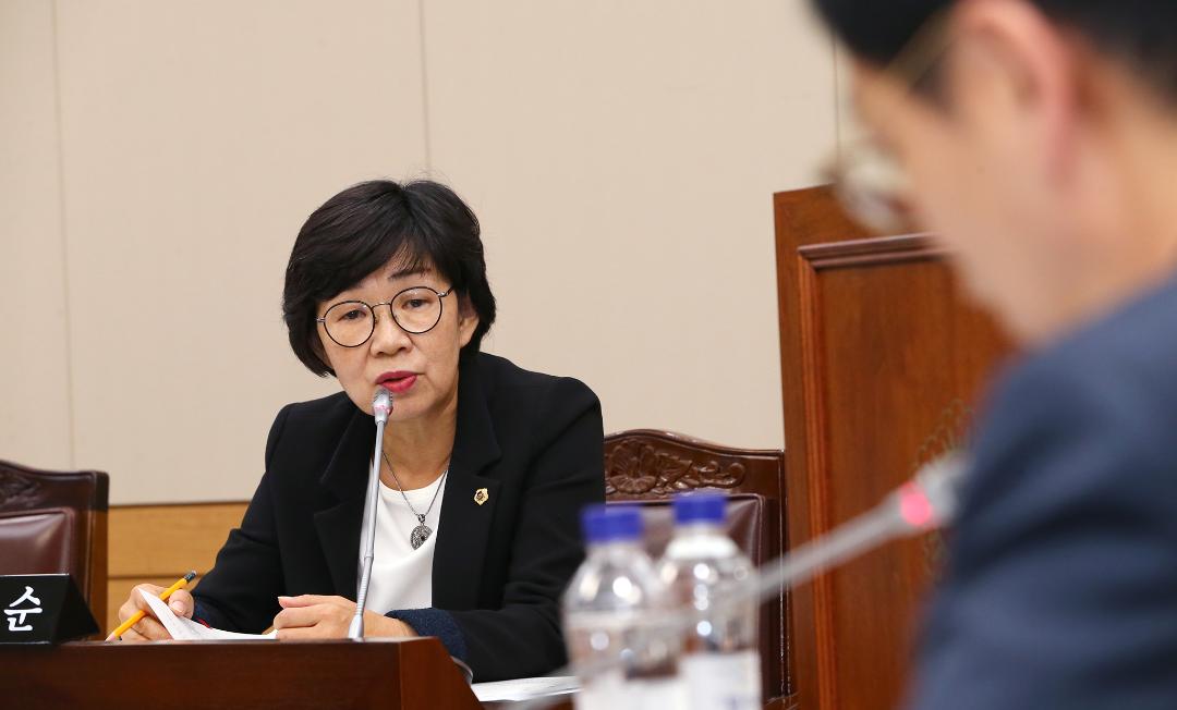 '2019년도 농림수산위원회 행정사무감사(농정국 소관)' 게시글의 사진(22) '2019-11-13 2019년도 농림수산위원회 행정사무감사(농정국 소관) (22).jpg'