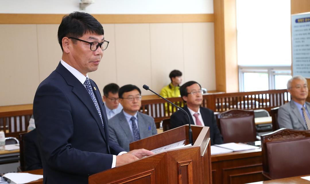 '제282회 제2차 농림수산위원회' 게시글의 사진(2) '2019-06-10 제282회 제2차 농림수산위원회 (2).jpg'