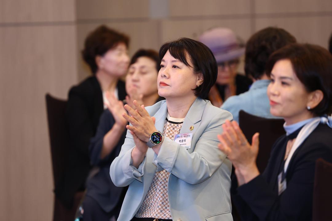 '2026 강원여성발전포럼' 게시글의 사진(27) '2026-09-28 2026 강원여성발전포럼 (26).jpg'