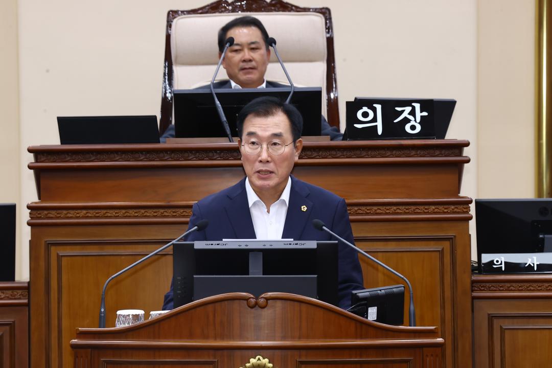 '제338회 제5차 본회의' 게시글의 사진(47) '2025-06-20 제338회 제5차 본회의 (47) 5분자유발언 정재웅의원.jpg'