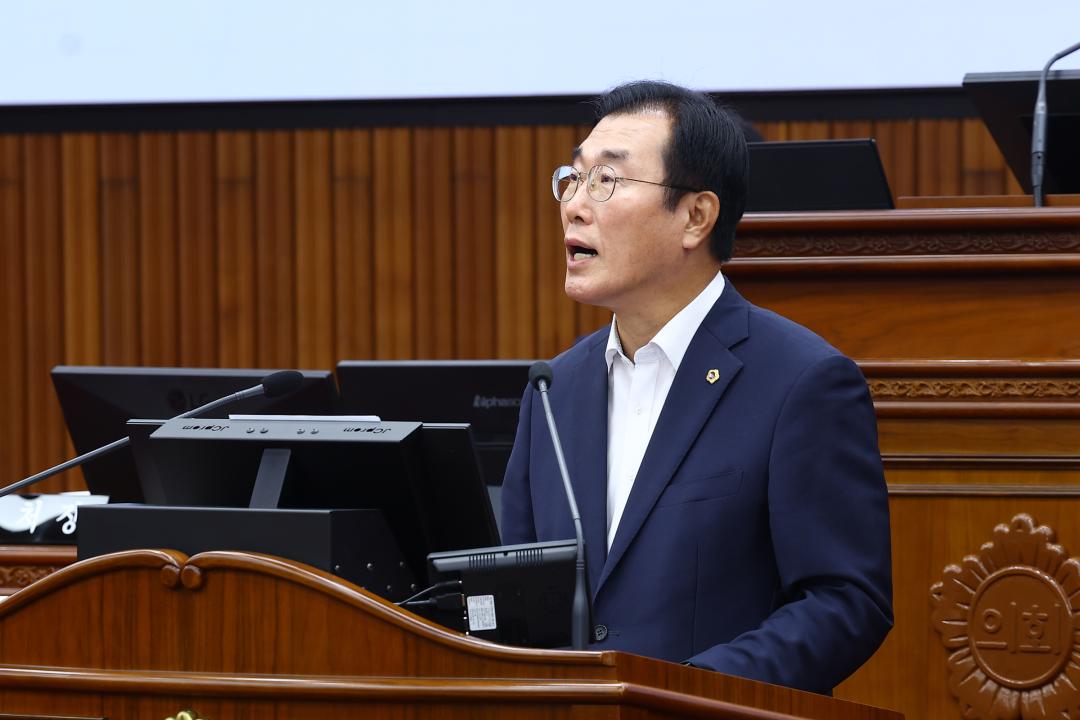 '제339회 제1차 본회의' 게시글의 사진(55) '2025-07-08 제339회 제1차 본회의 (55) 5분 자유발언 정재웅의원.jpg'