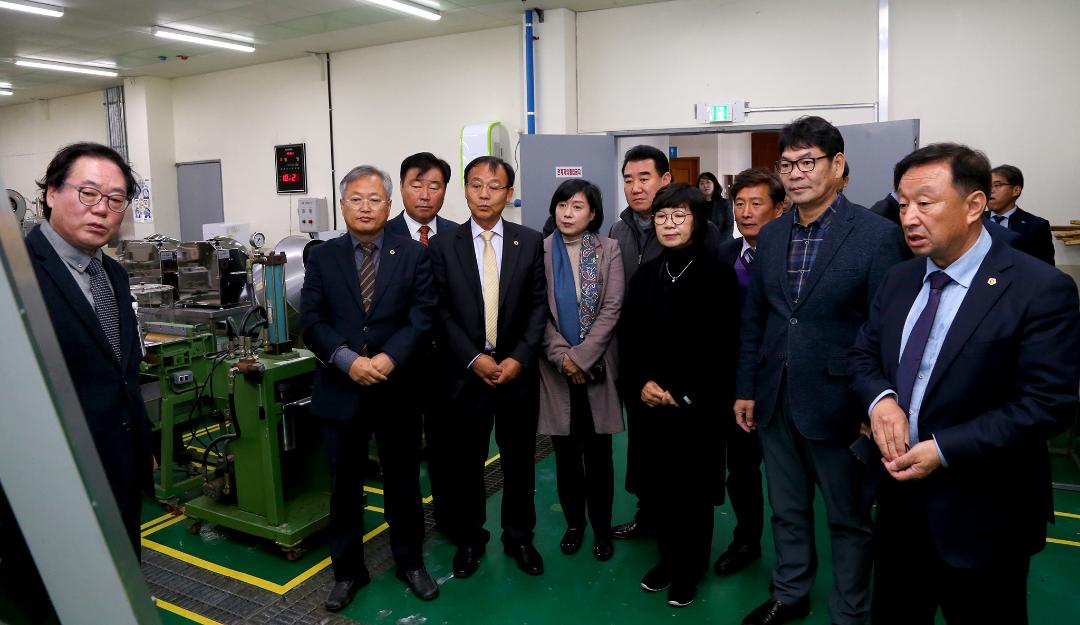 '2019년도 농림수산위원회 현지 행정사무감사(농식품연구소)' 게시글의 사진(1) '2019-11-18 2019년도 농림수산위원회 현지 행정사무감사(농식품연구소) (1).jpg'