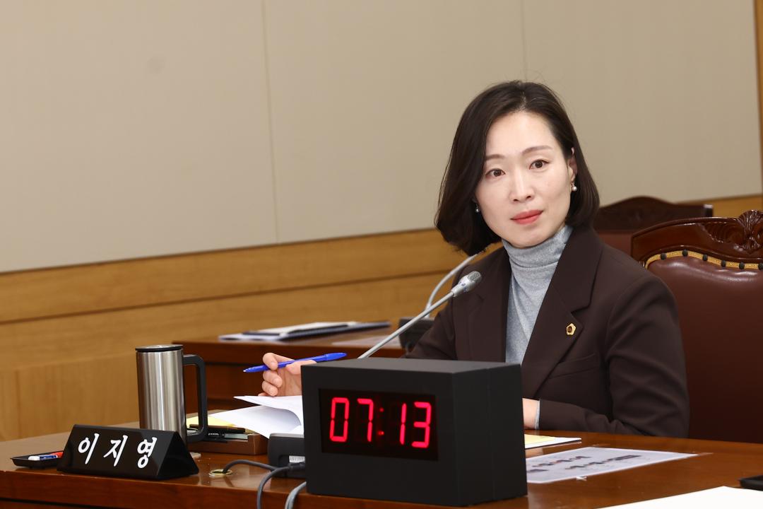 '제343회 제4차 농림수산위원회' 게시글의 사진(12) '2026-02-11 제343회 제4차 농림수산위원회 (12).jpg'