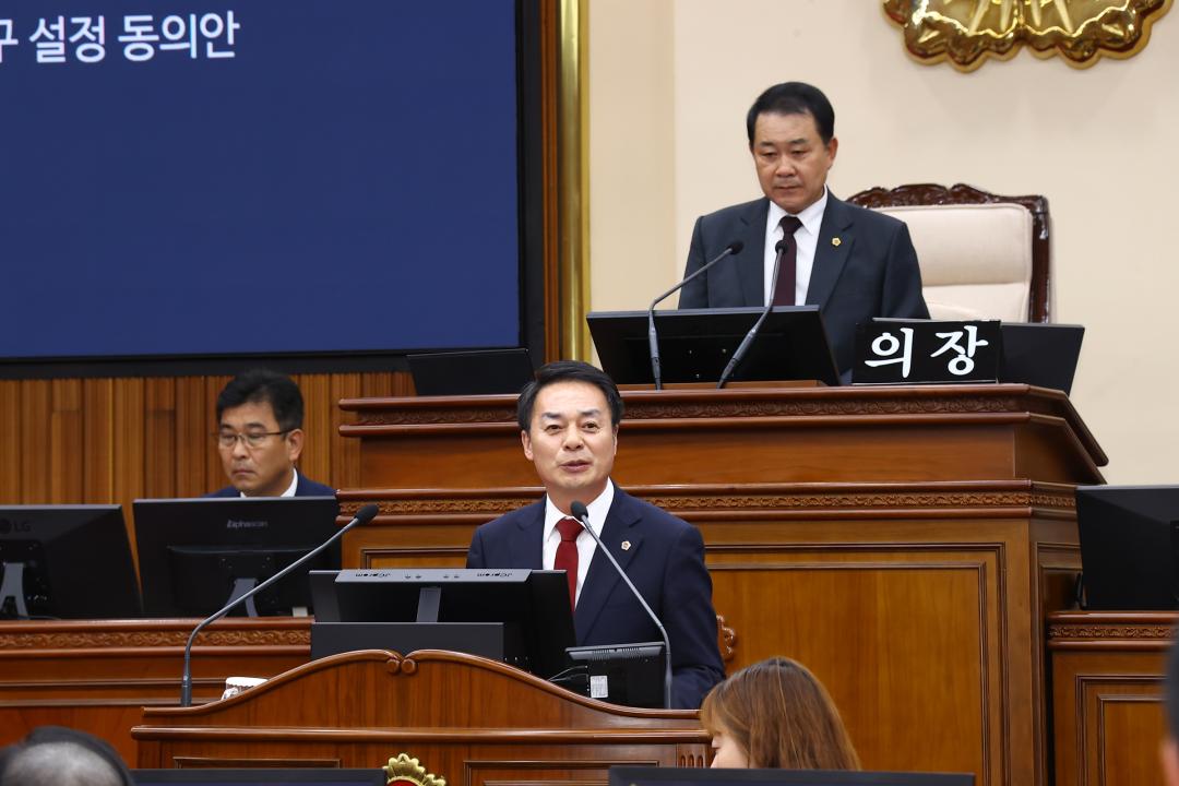 '제341회 제5차 본회의' 게시글의 사진(68) '2025-10-23 제341회 제5차 본회의 (69) 신상발언 강정호의원.jpg'