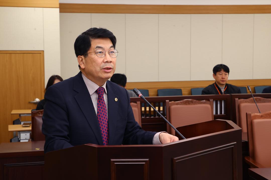 '제336회 제1차 안전건설위원회' 게시글의 사진(4) '2025-04-09 제336회 제1차 안전건설위원회 (4).jpg'
