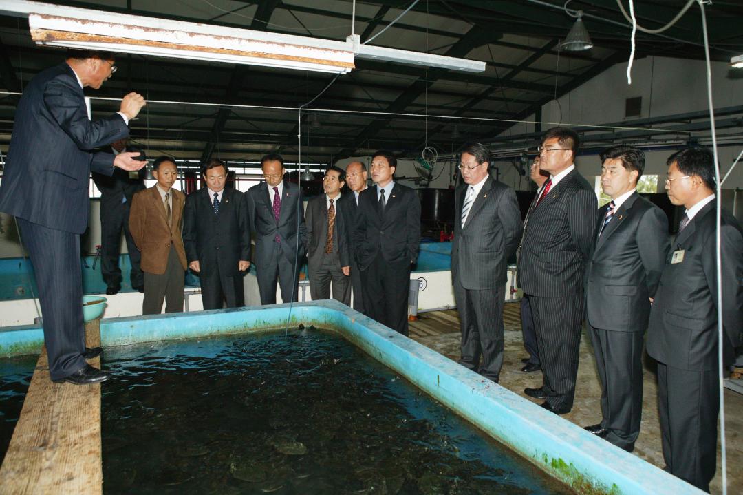 '수산자원연구소 현지 행정사무감사' 게시글의 사진(34) '2006-11-23 수산자원연구소 현지 행정사무감사 (34).jpg'