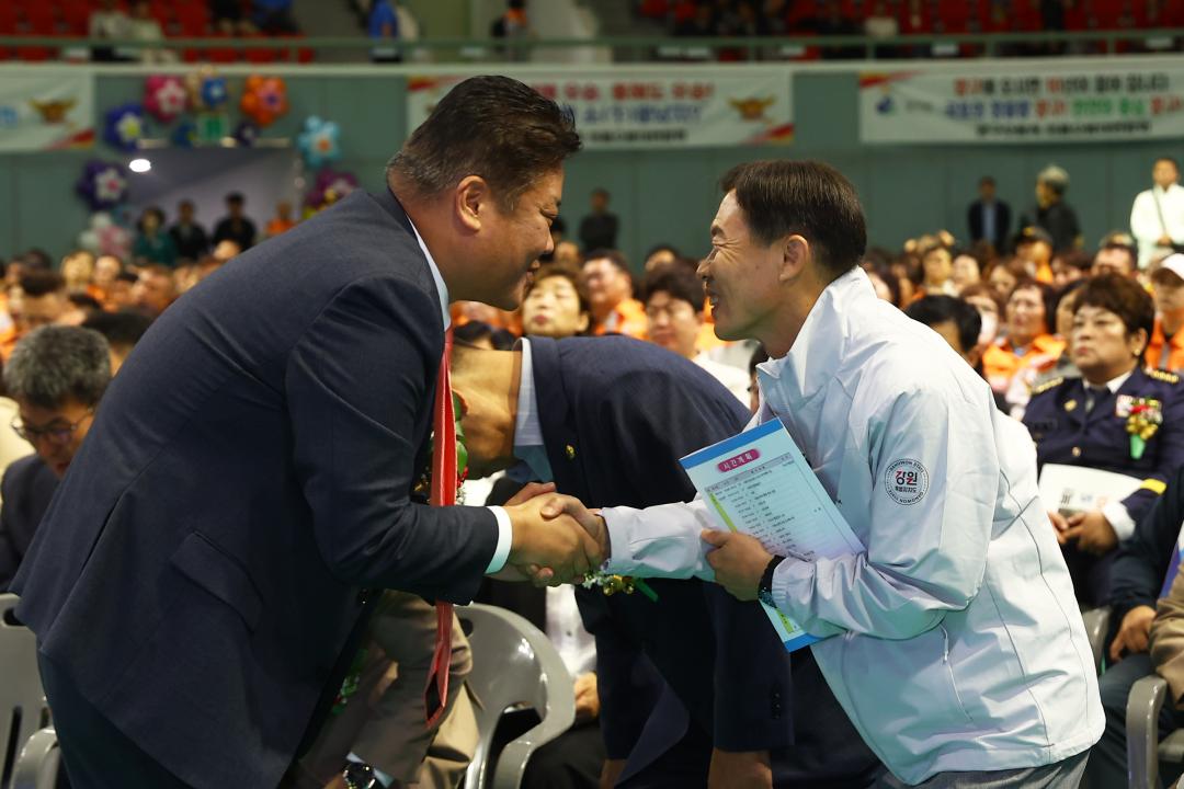 '제11회 도 의용소방대 소방기술 경연대회 개회식' 게시글의 사진(8) '2025-09-24 제11회 도 의용소방대 소방기술 경연대회 개회식 (8).jpg'