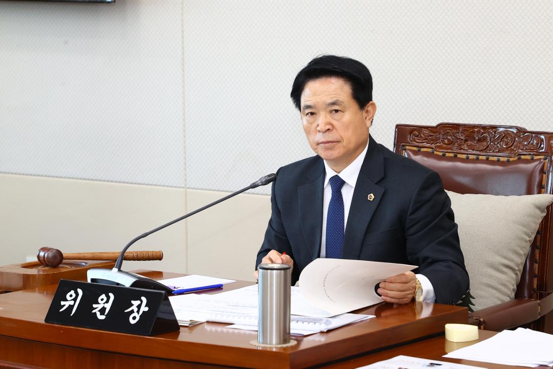 '제335회 제1차 사회문화위원회' 게시글의 사진(4) '2025-03-06 제335회 제1차 사회문화위원회 (4).jpg'