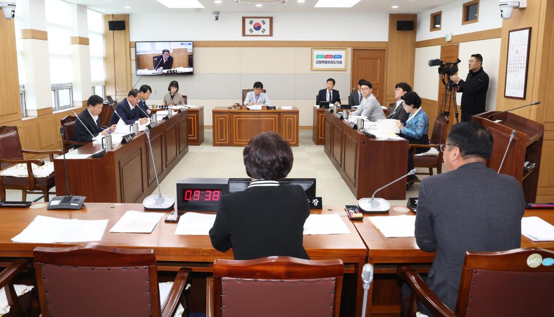 '제332회 제2차 교육위원회' 게시글의 사진(17) '2024-10-08 제332회 제1차 교육위원회 (17).jpg'