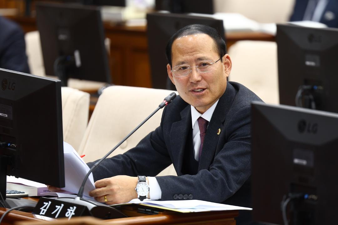 '제344회 제1차 예산결산특별위원회' 게시글의 사진(46) '2026-04-01 제344회 제1차 예산결산특별위원회 (46).jpg'
