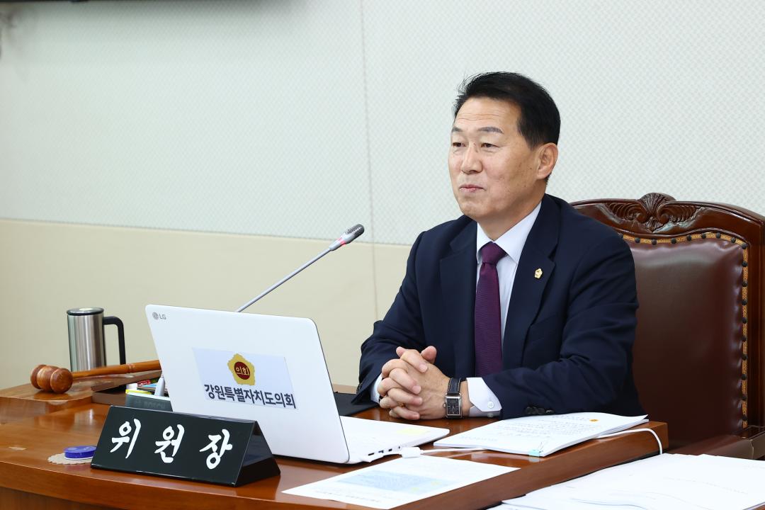 '제341회 제2차 경제산업위원회' 게시글의 사진(13) '2025-10-15 제341회 제2차 경제산업위원회 (14).jpg'