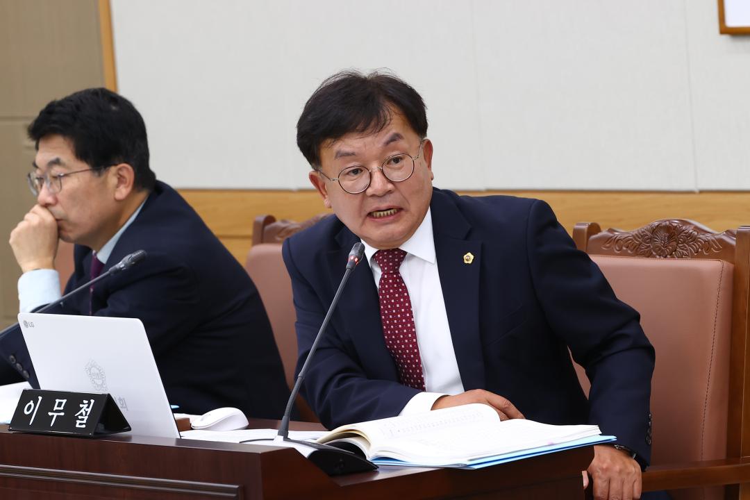 '2025년도 안전건설위원회 행정사무감사(소방본부)' 게시글의 사진(42) '2025-11-06 2025년도 안전건설위원회 행정사무감사(소방본부) (42).jpg'
