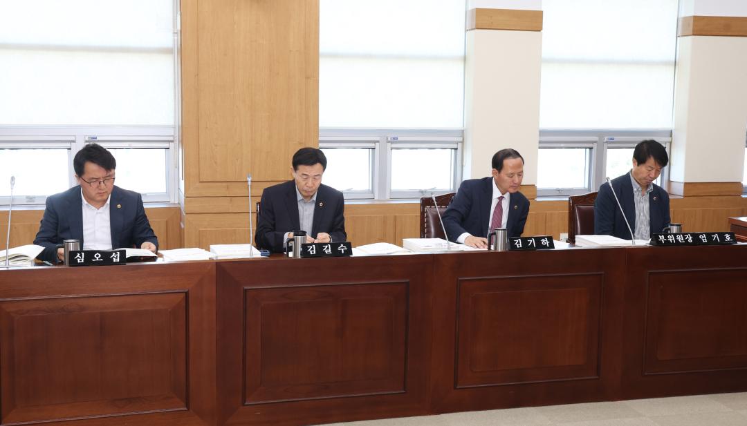 '제336회 제3차 교육위원회' 게시글의 사진(12) '2025-04-11 제336회 제3차 교육위원회 (12).jpg'