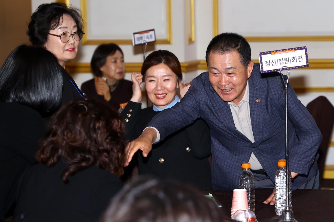 '강원여성 100인회 이사장 이취임식' 게시글의 사진(1) '2026-04-23 강원여성 100인회 이사장 이취임식 (1).jpg'