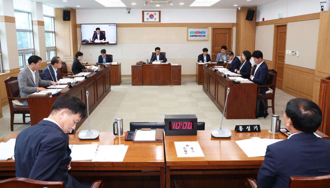 '제330회 제5차 사회문화위원회' 게시글의 사진(2) '2024-07-08 제330회 제5차 사회문화위원회 (2).jpg'