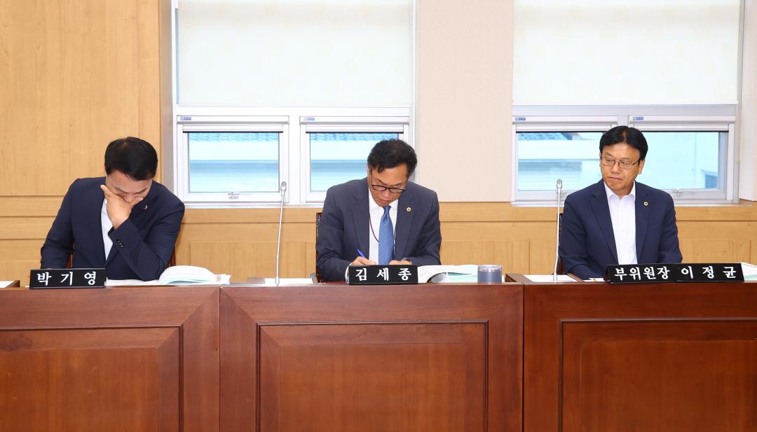 '제347회 제3차 기획안전소방위원회' 게시글의 사진(3) '2026-07-10 제347회 제3차 기획안전소방위원회 (3).jpg'