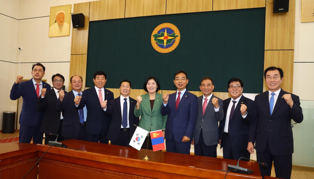 '2025년 몽골 튜브도 방문(튜브도의회, 강원농업타운)' 게시글의 사진(49) '2025-07-22 2025년 몽골 튜브도 방문 (50).jpg'