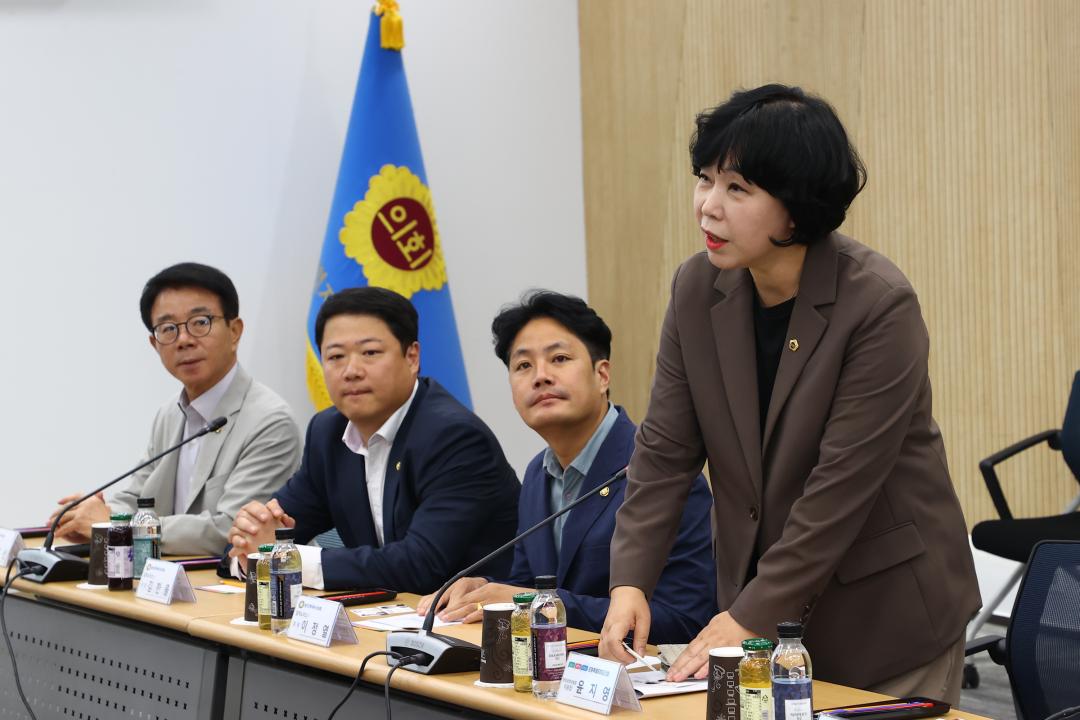 '용인특례시의회 의원연구단체(스마트행정연구회,컬처노믹스III) 내방' 게시글의 사진(11) '2029-09-29 용인특례시의회 의원연구단체(스마트행정연구회,컬처노믹스III) 내방 (10).jpg'