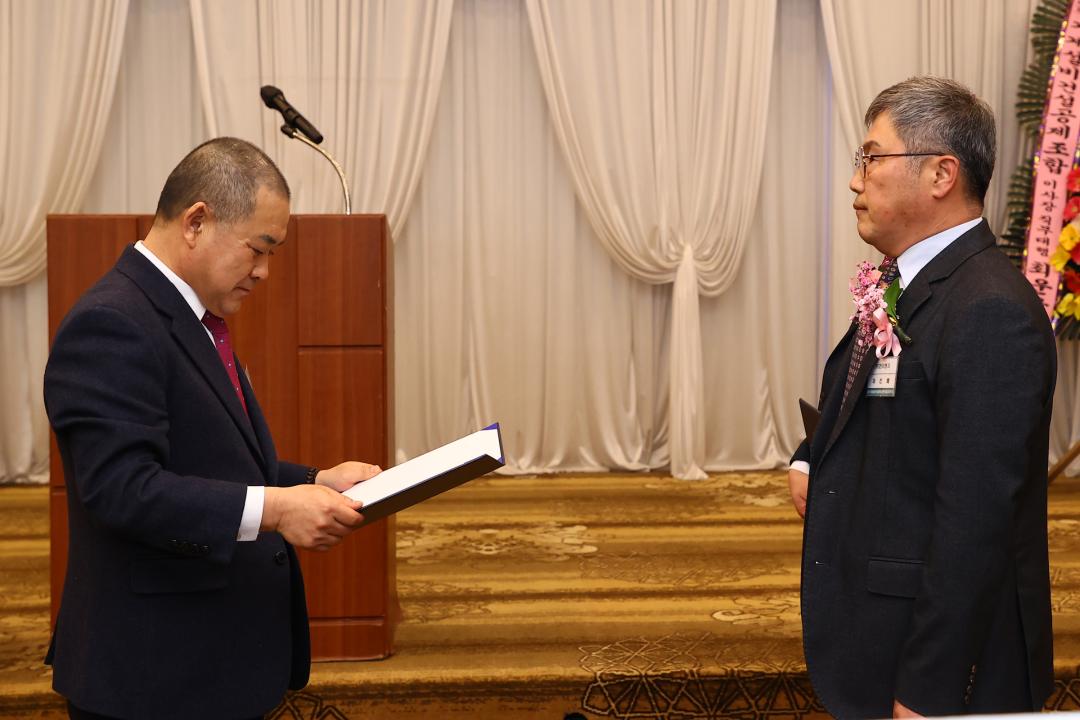 '대한기계설비건설협회 강원특별자치도회 제37회 정기종회' 게시글의 사진(15) '2026-02-26 대한기계설비건설협회 강원특별자치도회 제37회 정기종회 (15).jpg'