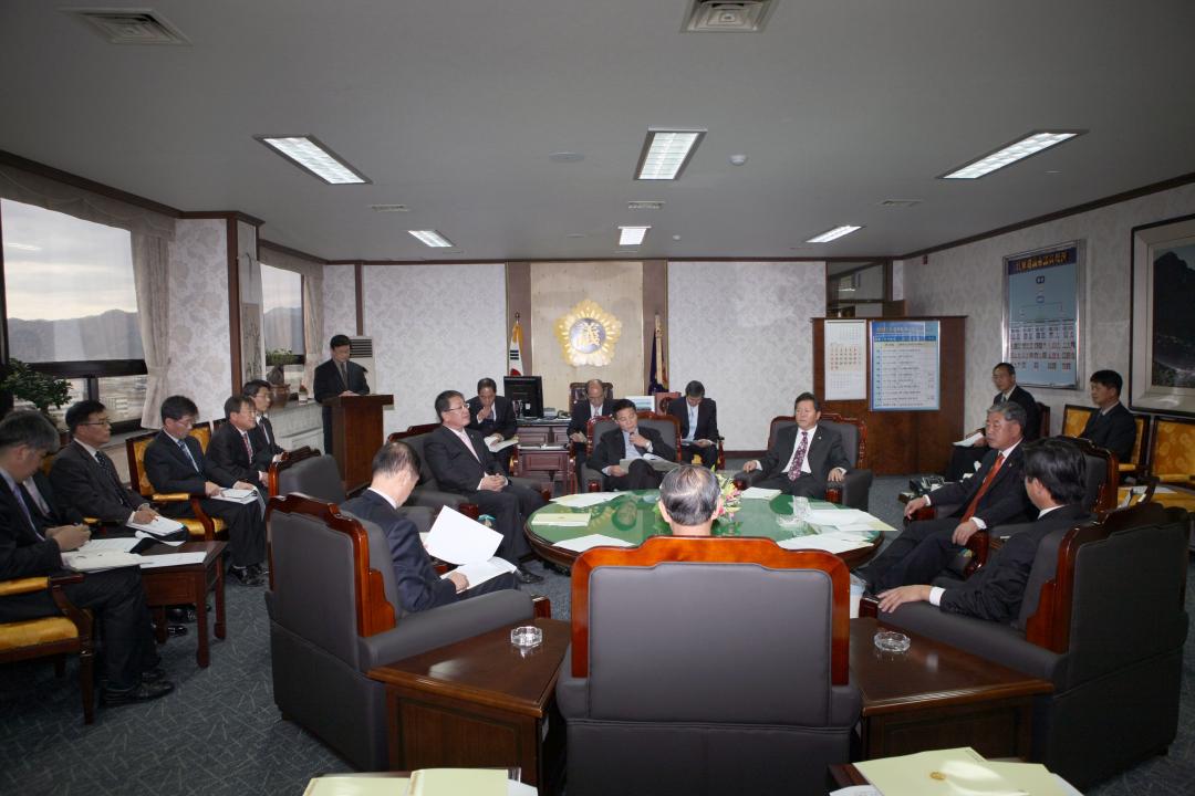 '상임위원회 연석회의' 게시글의 사진(1) '2009-11-12 상임위원회 연석회의 (1).jpg'
