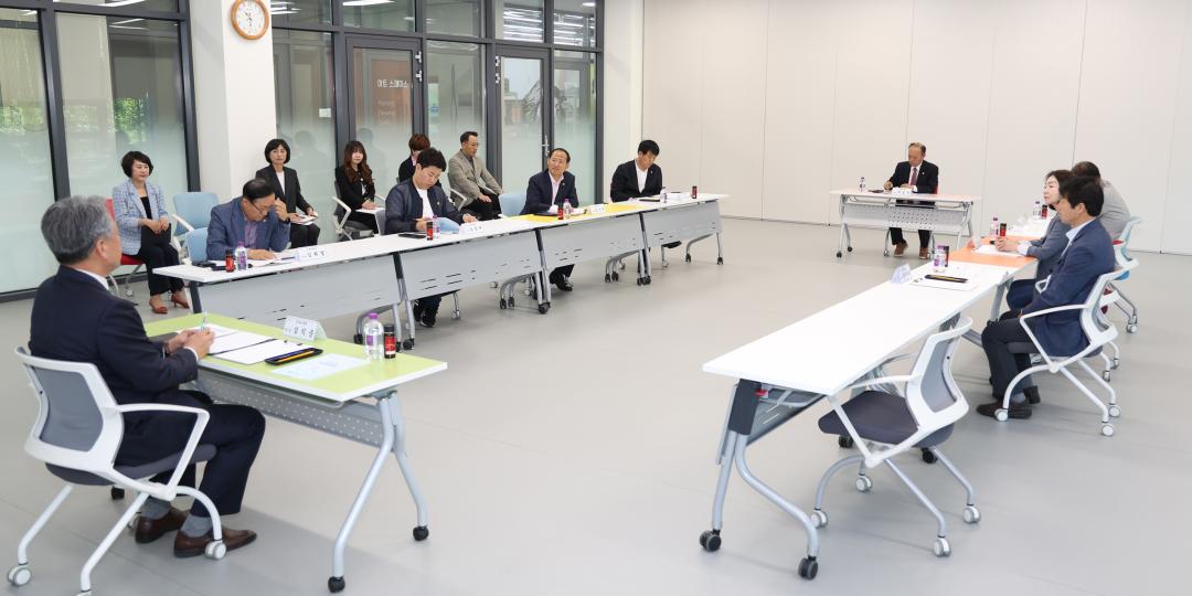 '제328회 교육위원회 현지시찰' 게시글의 사진(21) '2024-05-10 제328회 교육위원회 현지시찰(진로교육원) (21).jpg'