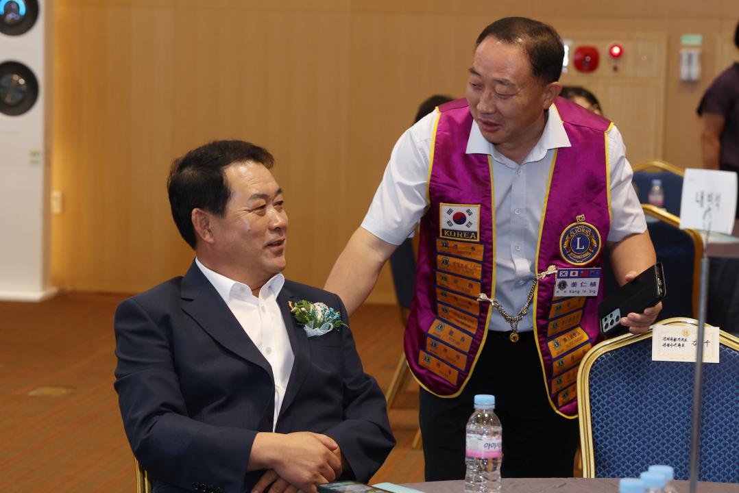 '국제라이온스협회 354-E지구 제42대 제43대 총재 이취임식' 게시글의 사진(12) '2024-07-26 국제라이온스협회 354-E지구 제42대 제43대 총재 이취임식 (11).jpg'