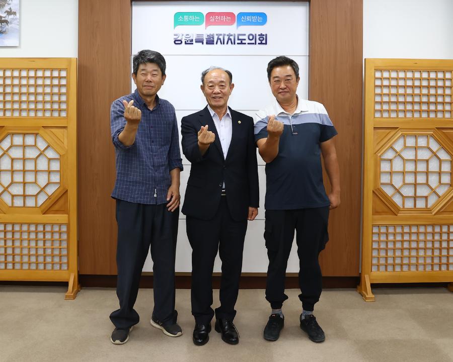 '강원특별자치도의회방문(백만불 복숭아 영농조합법인)' 게시글의 사진(13) '2026-07-30 강원특별자치도의회방문(백만불 복숭아 영농조합법인) (13).jpg'