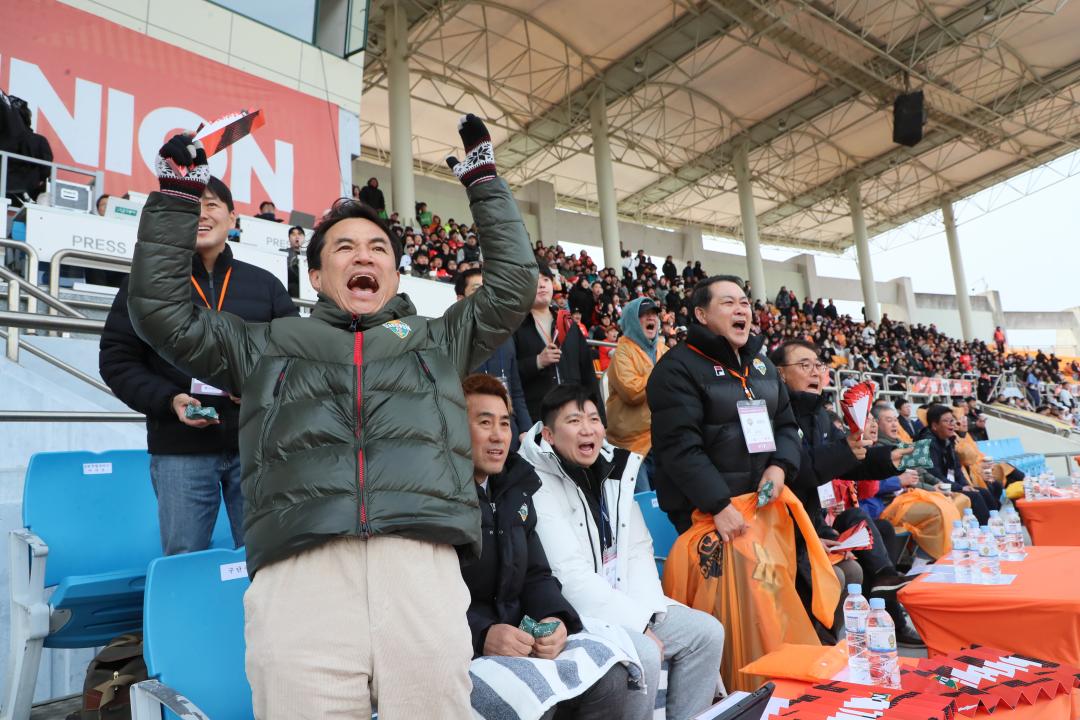 '강원FC 정규리그 홈경기 참관' 게시글의 사진(7) '2025-04-12 강원FC 정규리그 홈경기 참관 (7).jpg'