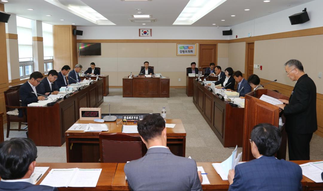 '제274회 제5차 농림수산위원회' 게시글의 사진(6) '2018-07-12 제274회 제5차 농림수산위원회 (6).JPG'