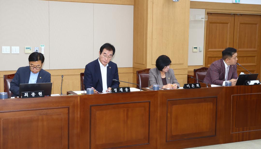 '제347회 제4차 행정문화위원회' 게시글의 사진(6) '2026-07-15 제347회 제4차 행정문화위원회 (6).jpg'
