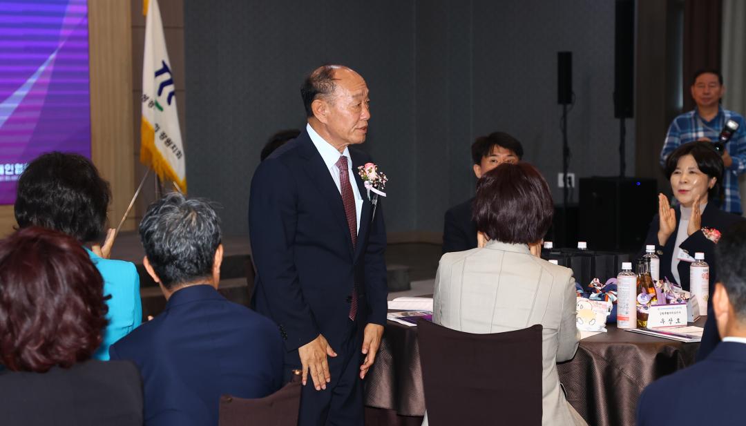 '제26회 강원여성경제인대회 창립 27주년 기념식' 게시글의 사진(5) '2026-07-15 제26회 강원여성경제인대회 창립 27주년 기념식 (5).jpg'