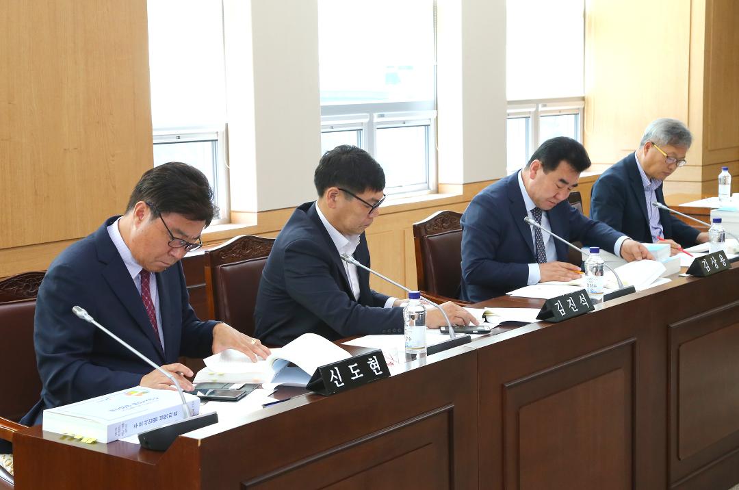 '제282회 제3차 농림수산위원회' 게시글의 사진(4) '2019-06-11 제282회 제3차 농림수산위원회 (4).jpg'