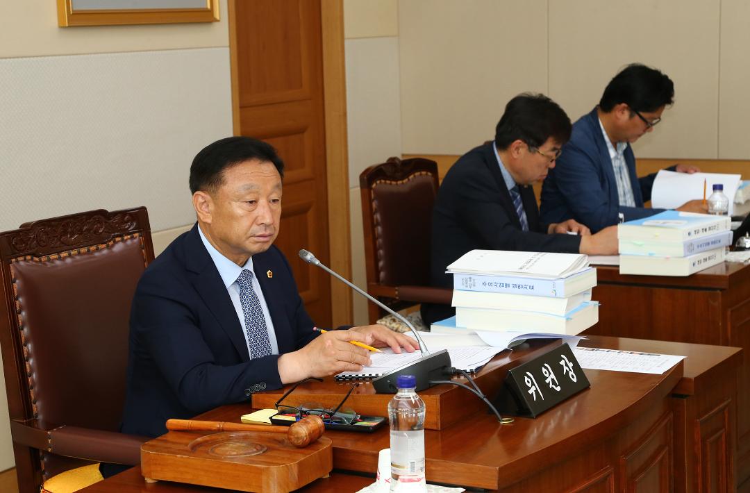 '제282회 제5차 농림수산위원회' 게시글의 사진(11) '2019-06-13 제282회 제5차 농림수산위원회 (11).jpg'