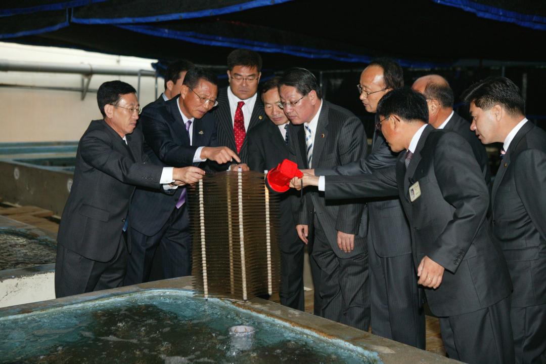'수산자원연구소 현지 행정사무감사' 게시글의 사진(25) '2006-11-23 수산자원연구소 현지 행정사무감사 (25).jpg'