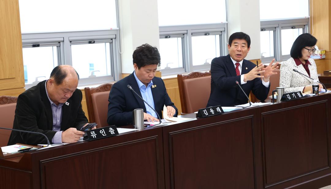'2025년도 안전건설위원회 행정사무감사(소방본부)' 게시글의 사진(12) '2025-11-06 2025년도 안전건설위원회 행정사무감사(소방본부) (12).jpg'