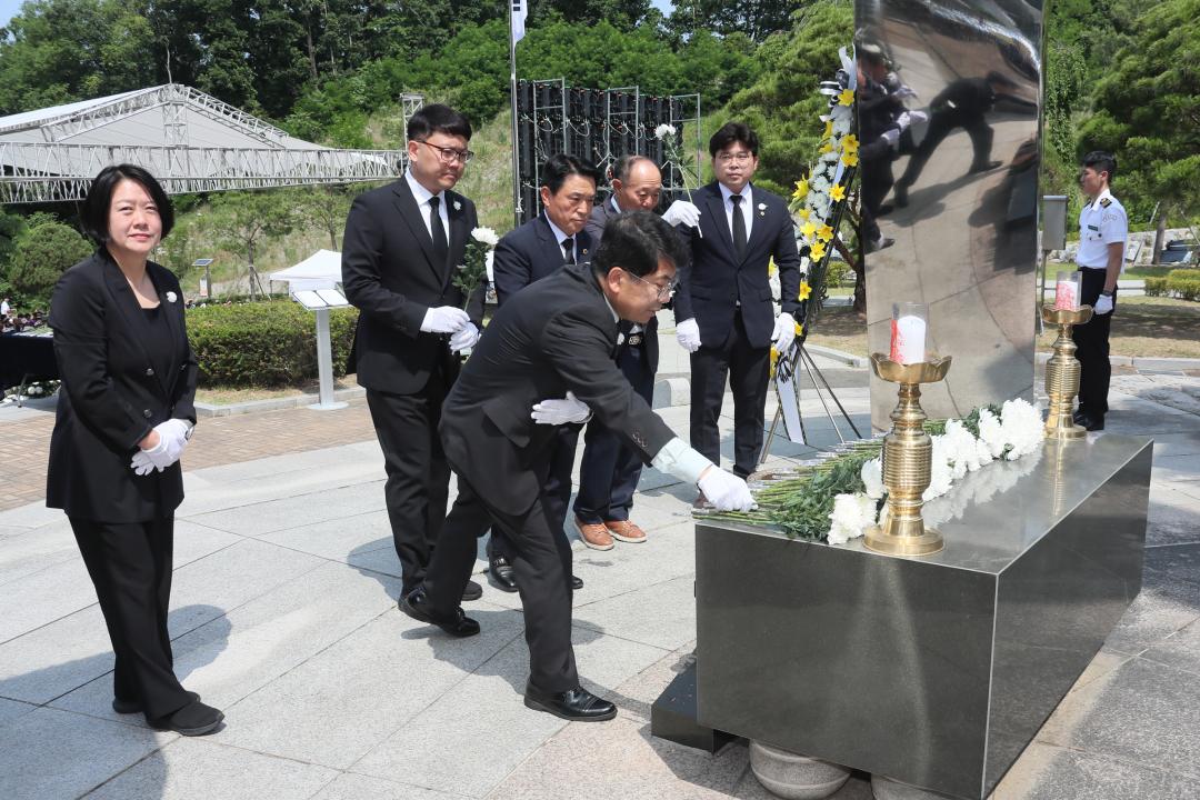 '제70회 현충일 추념식' 게시글의 사진(11) '2025-06-06 제70회 현충일 추념식(원주) (4).jpg'