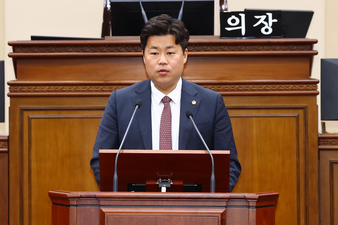 '제346회 제2차 본회의' 게시글의 사진(31) '2026-06-17 제346회 제2차 본회의 (32) 공개사과 김용래의원.jpg'