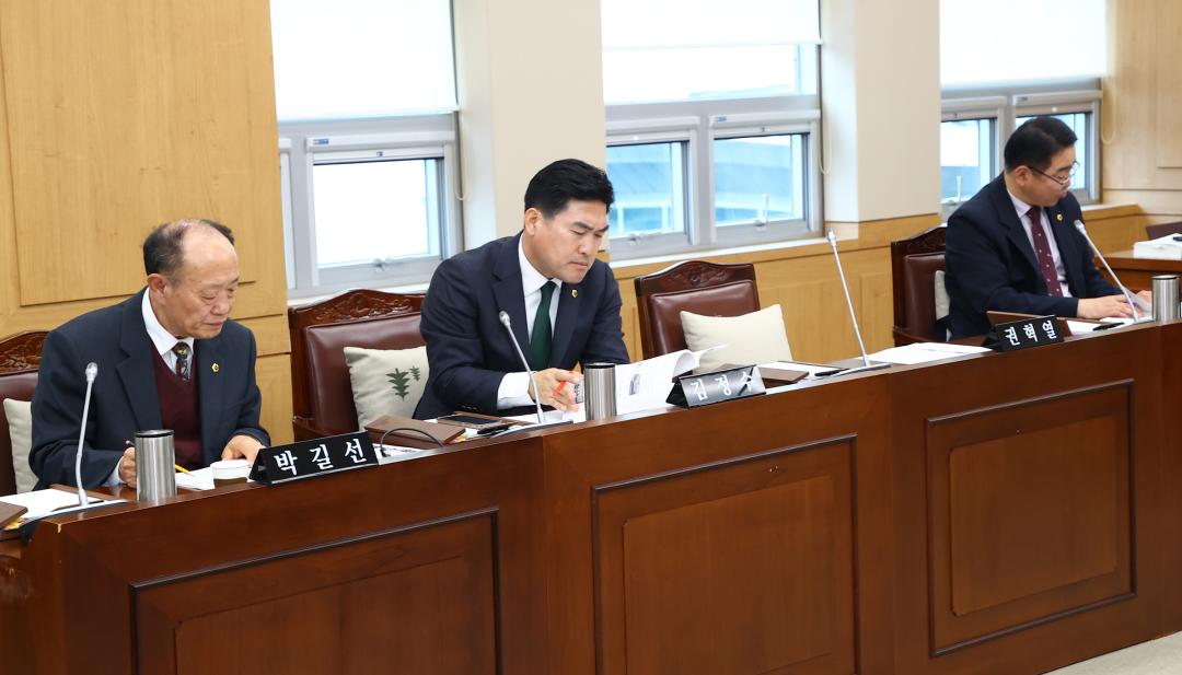 '제343회 제2차 농림수산위원회' 게시글의 사진(15) '2026-02-05 제343회 제2차 농림수산위원회 (15).jpg'