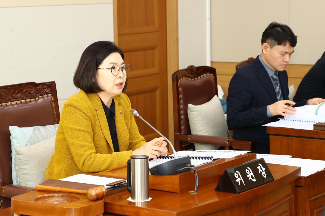 '제335회 제1차 농림수산위원회' 게시글의 사진(12) '2025-03-06 제335회 제1차 농림수산위원회 (12).jpg'
