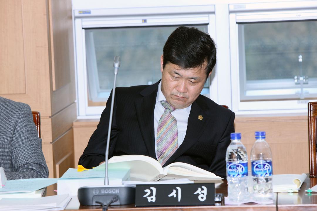 '2010 예산심사 (환경관광문화국)' 게시글의 사진(54) '2009-12-01 2010 예산심사 (환경관광문화국) (54).jpg'