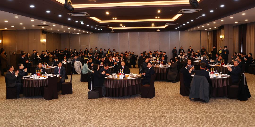 '2026 강원특별자치도의회 의원총회' 게시글의 사진(1) '2026-01-22 2026 강원특별자치도의회 의원총회 (2).jpg'