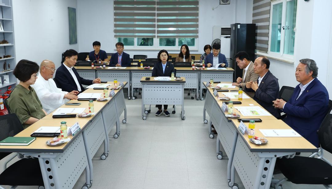 '제339회 농림수산위원회 의정연찬회' 게시글의 사진(2) '2025-07-15 제339회 농림수산위원회 의정연찬회 (1).jpg'