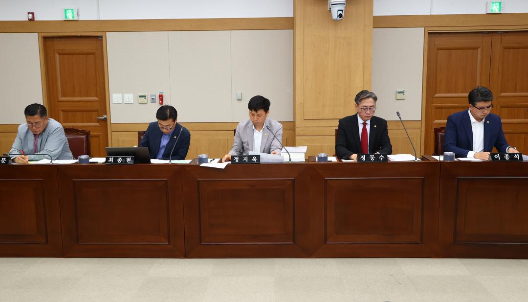 '제347회 제2차 의회운영위원회' 게시글의 사진(12) '2026-07-09 제347회 제2차 의회운영위원회 (12).jpg'